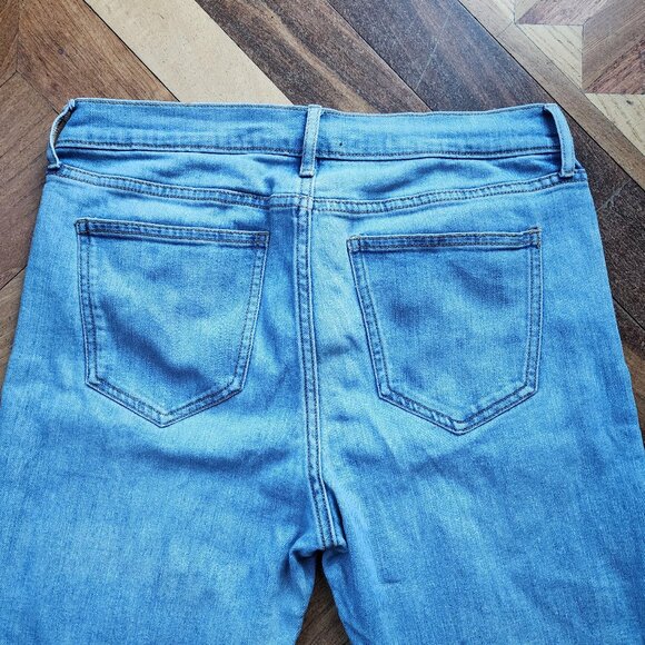 Old Navy Perfectly Straight Mid-Rise Jeans Size 6 - Picture 15 of 16